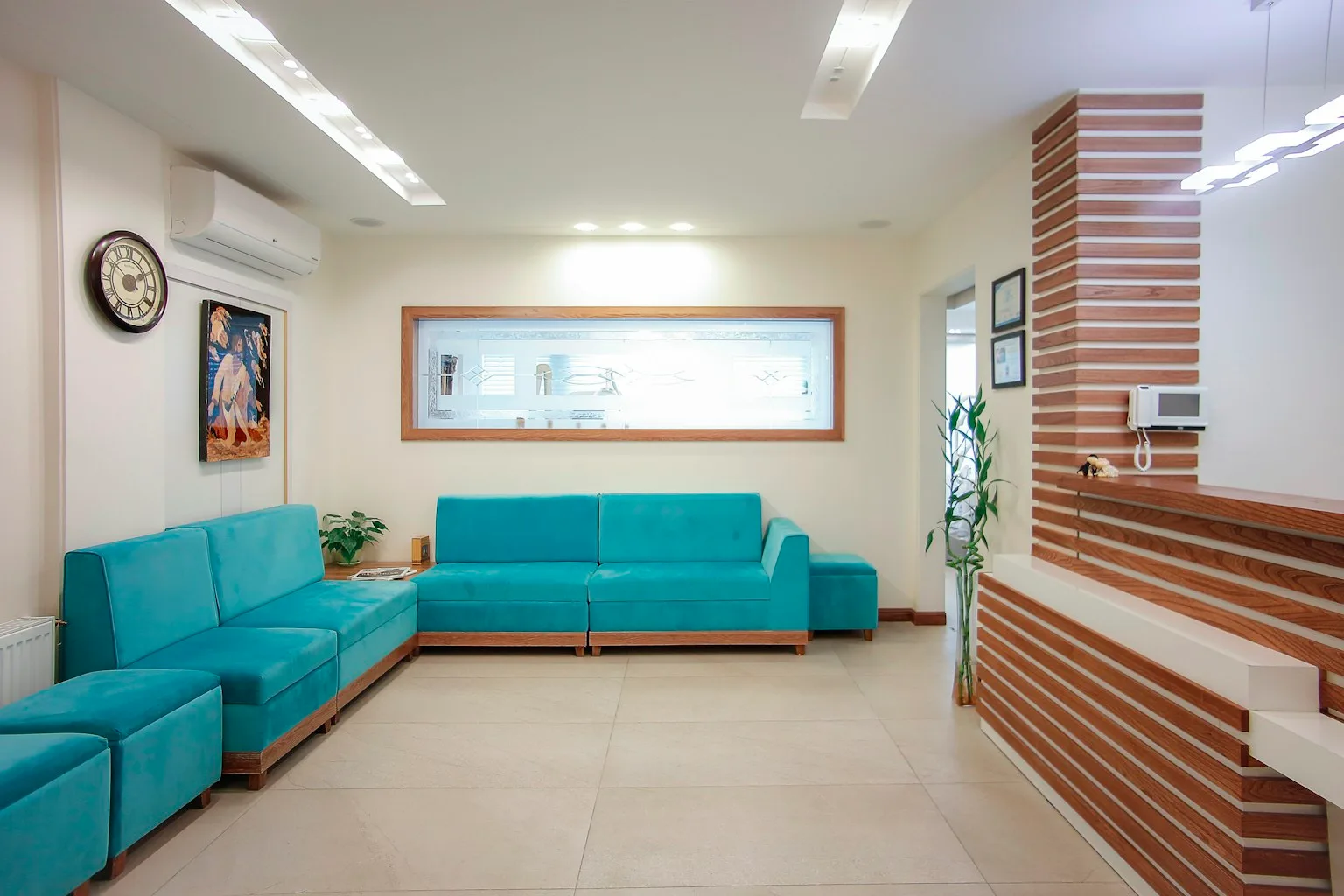 AI Receptionist for Clinics: What It Handles, What It Should Not, and What It Costs